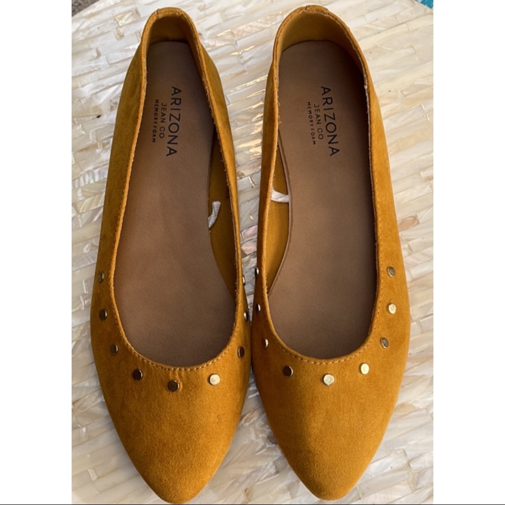 Arizona Jean Company Mustard Flats